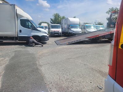 DRS, dépannage et remorquage poids lourds à Faye-l'Abbesse