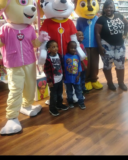 Toy Store «Learning Express Toys of Shreveport», reviews and photos, 5733 Youree Dr, Shreveport, LA 71105, USA