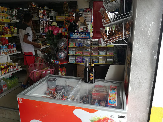 Opiniones de De La Cruz - Minimarket en Ibarra - Tienda