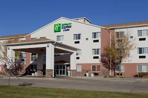 Holiday Inn Express & Suites Pierre-Fort Pierre, an IHG Hotel image