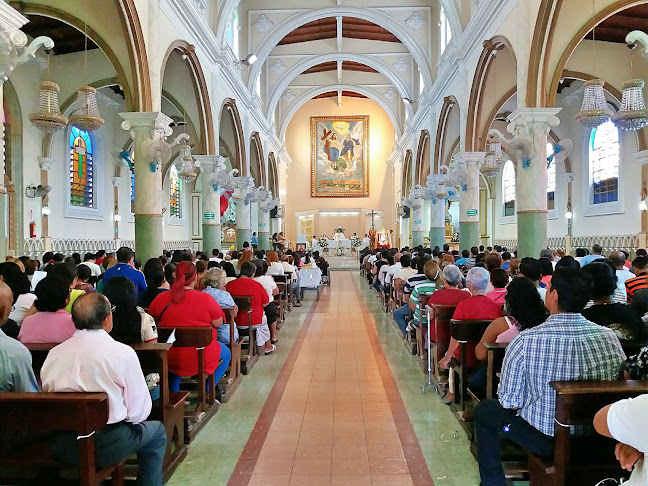 Iglesia Católica Espíritu Santo | Guayaquil - Guayaquil