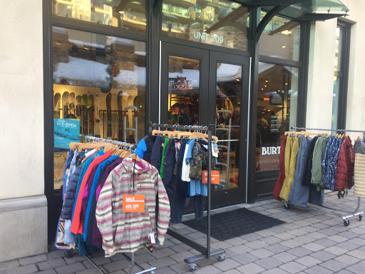 Liquor Store «Lionshead Liquor Store», reviews and photos, 641 Lionshead Pl # 2, Vail, CO 81657, USA