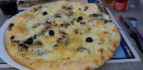 Pizza du Restaurant L'Entr'Act à Le Grau-du-Roi - n°6