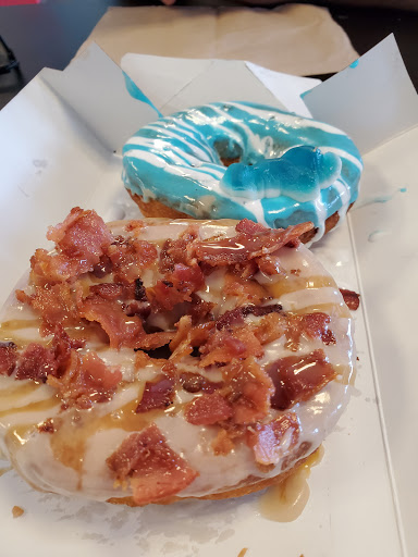 Donut Shop «Duck Donuts», reviews and photos, 409 Pisgah Church Rd, Greensboro, NC 27455, USA