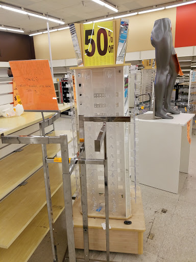 Discount Store «Kmart», reviews and photos, 23222 Valencia Blvd, Valencia, CA 91355, USA