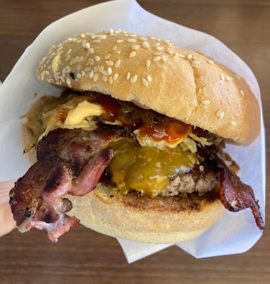 Alfred's Burger à La Flotte