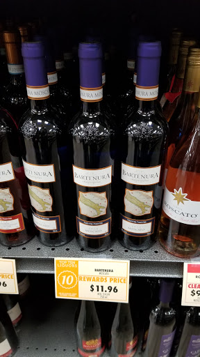 Wine Store «Top Ten Liquors», reviews and photos, 9887 Norma Ln, Woodbury, MN 55125, USA