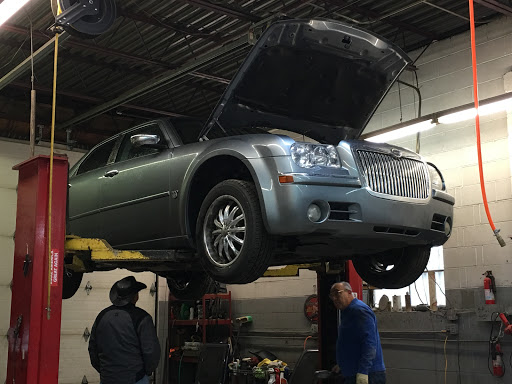 Auto Parts Store «Derry Auto Parts», reviews and photos, 13 South Ave, Derry, NH 03038, USA