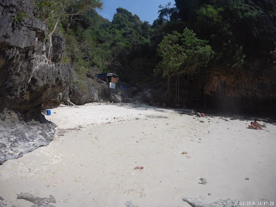 Wang Long Bay Beach