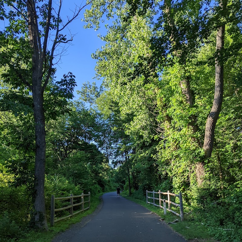 Quinnipiac Trail