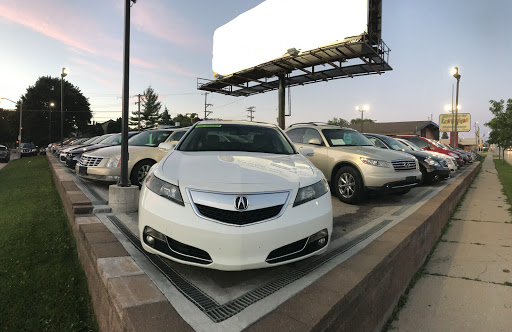 Used Car Dealer «Car King», reviews and photos, 10124 W Greenfield Ave, Milwaukee, WI 53214, USA