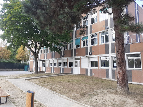 Collège Collège les Mousseaux Villepinte