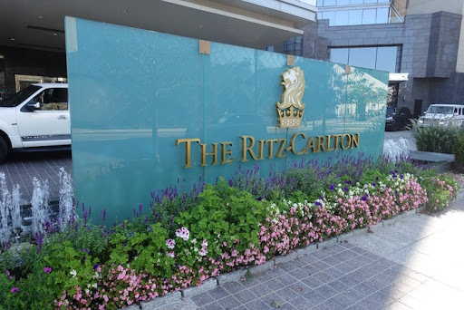 Hotel «The Ritz-Carlton New York, Westchester», reviews and photos, 3 Renaissance Square, White Plains, NY 10601, USA