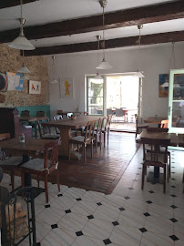 Atmosphère du Restaurant Le Chat qui Pêche à Argeliers - n°16