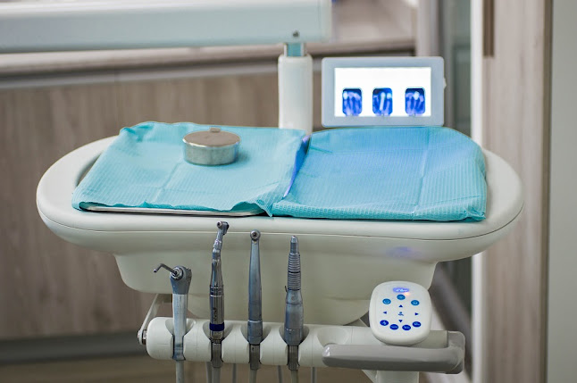Clínica Dental Odontostetics - Quito