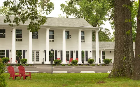 Heritage House Inn image