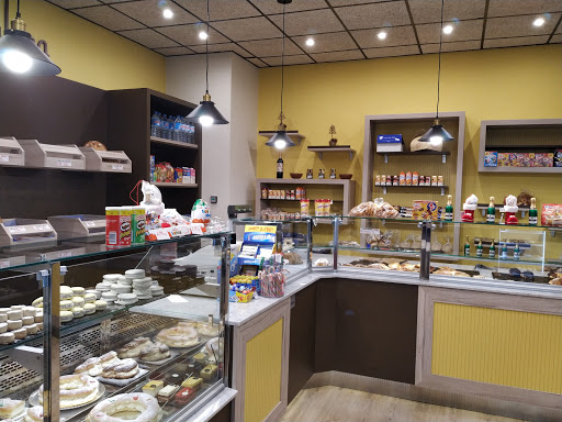 Media Luna Pastelería en Zaragoza, Zaragoza