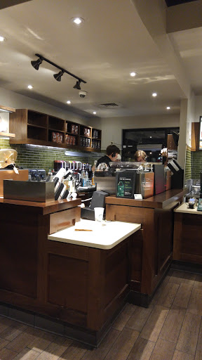 Coffee Shop «Starbucks», reviews and photos, 1757 E Hebron Pkwy, Carrollton, TX 75010, USA