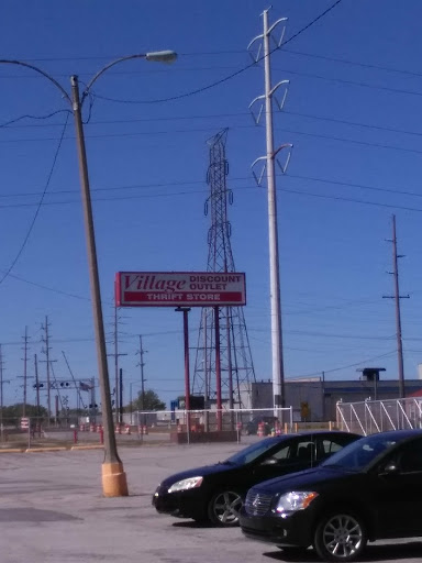 Thrift Store «Village Discount Outlet Store 06», reviews and photos, 2706 165th St, Hammond, IN 46323, USA