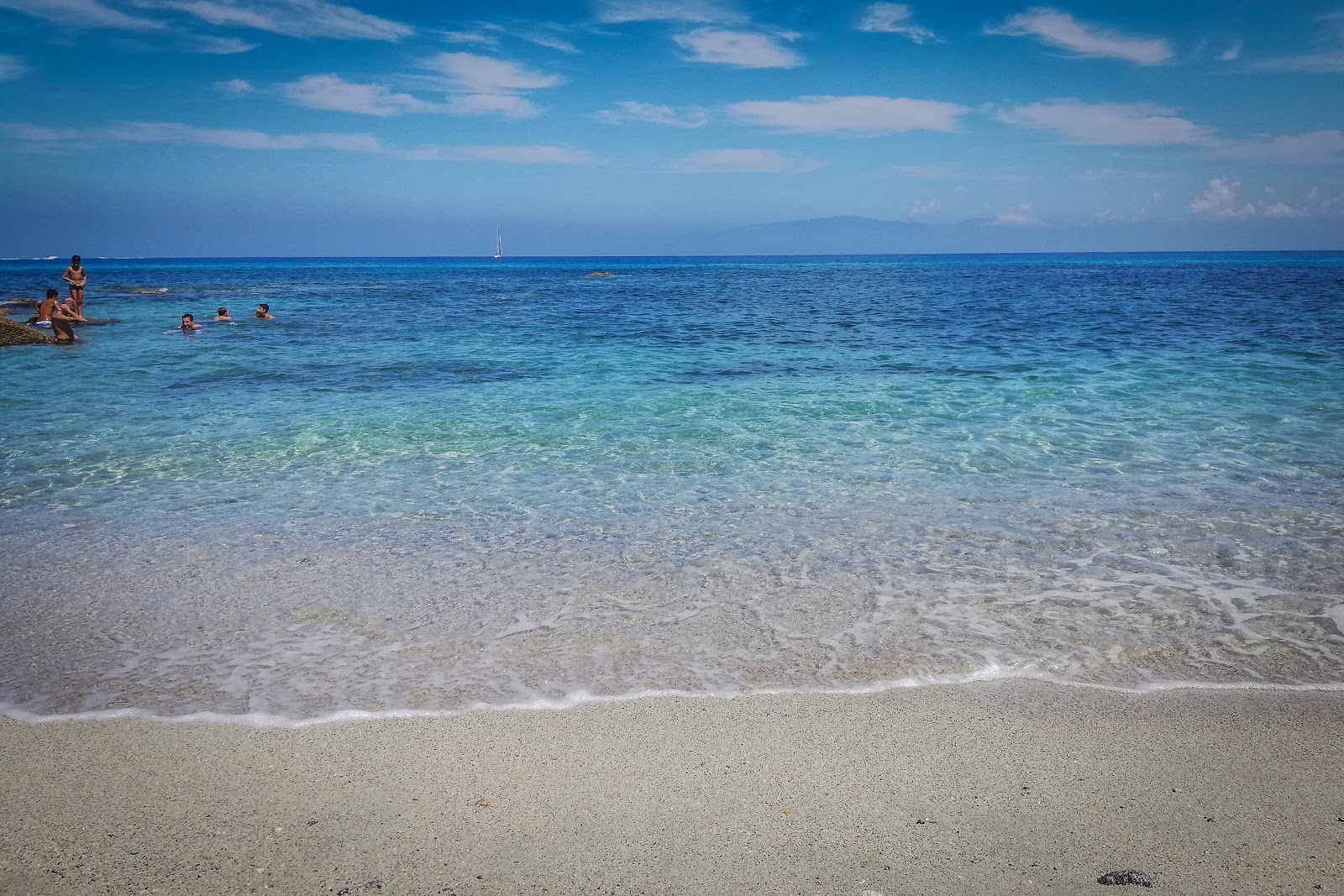 Foto de Spiaggia Libera Di Zambrone - lugar popular entre los conocedores del relax