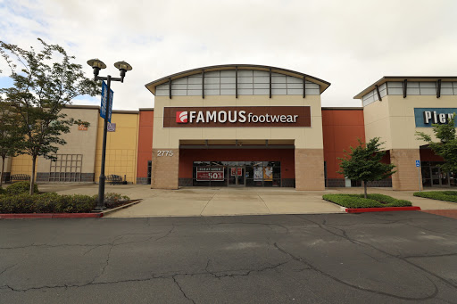 Shoe Store «Famous Footwear», reviews and photos, 2775 E Bidwell St, Folsom, CA 95630, USA