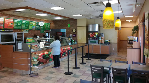 Restaurant «SUBWAY®Restaurants», reviews and photos, 325 E Main St, Hagerstown, IN 47346, USA