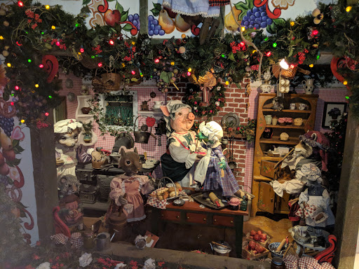 Tourist Attraction «National Christmas Center Family Attraction & Museum», reviews and photos, 3427 Lincoln Hwy, Paradise, PA 17562, USA