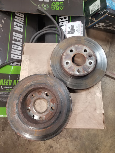 Auto Parts Store «Parkview Auto Parts», reviews and photos, 2625 W 51st St, Chicago, IL 60632, USA