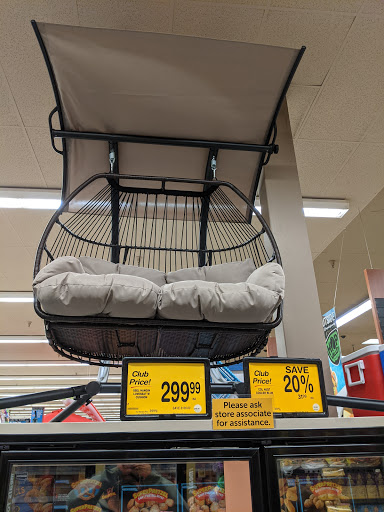 Shopping Mall «Sunset Shopping Center», reviews and photos, 5270 SW Philomath Blvd, Corvallis, OR 97333, USA