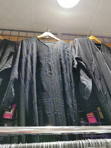 Opinii despre The Abaya Shop în الرياض - متجر بضائع مستعملة