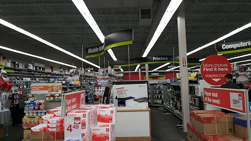 Office Supply Store «Staples», reviews and photos, 24 Maxwell Dr, Clifton Park, NY 12065, USA