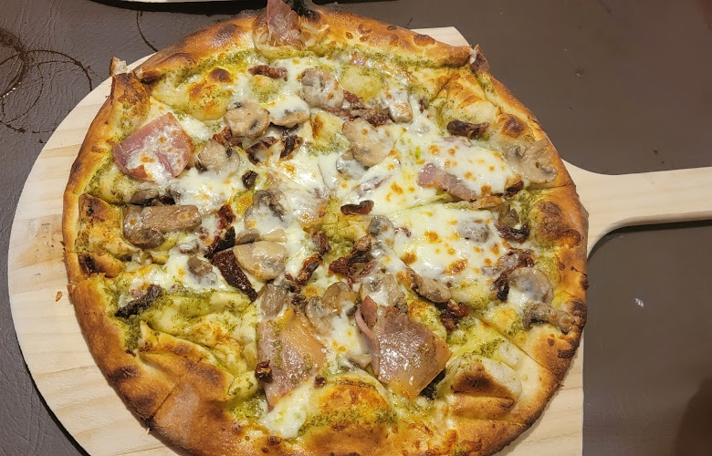 #7 best pizza place in DeKalb - Zana’s Wood Fire Pizza