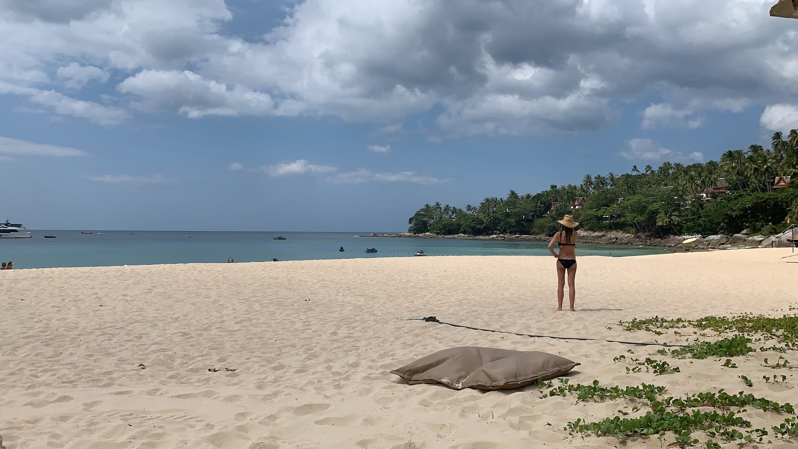 Zdjęcie Plaża Surin Phuket - popularne miejsce wśród znawców relaksu