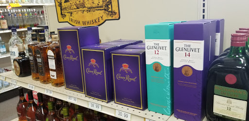 Liquor Store «USA Liquor Store», reviews and photos, 10022 Long Point Rd, Houston, TX 77055, USA