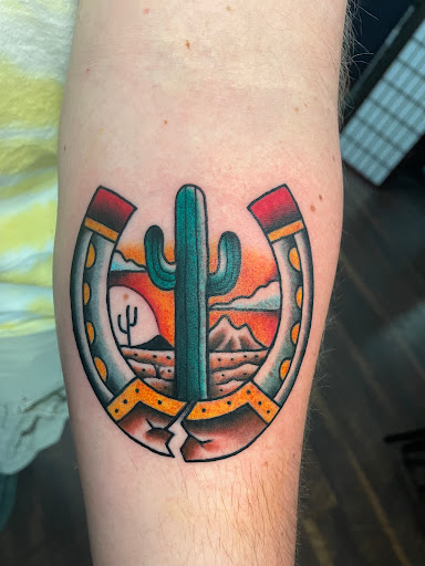 Tattoo Shop «High Street Tattoo Columbus», reviews and photos, 872 N High St, Columbus, OH 43215, USA