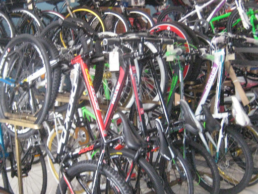 Bicycle Store «L.A. Golden Bike», reviews and photos, 4001 Wilshire Blvd, Los Angeles, CA 90010, USA