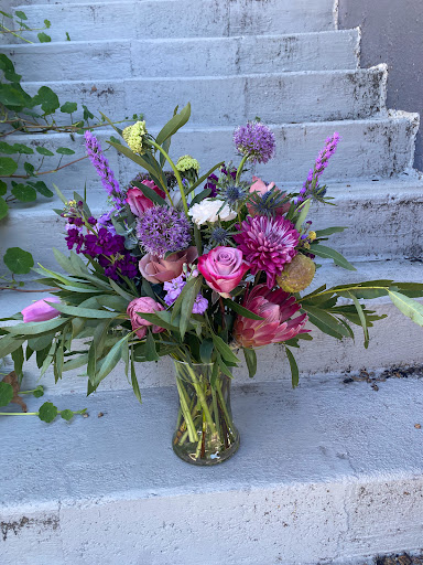 Florist «Bell and Trunk Flowers», reviews and photos, 1411 18th St, San Francisco, CA 94107, USA