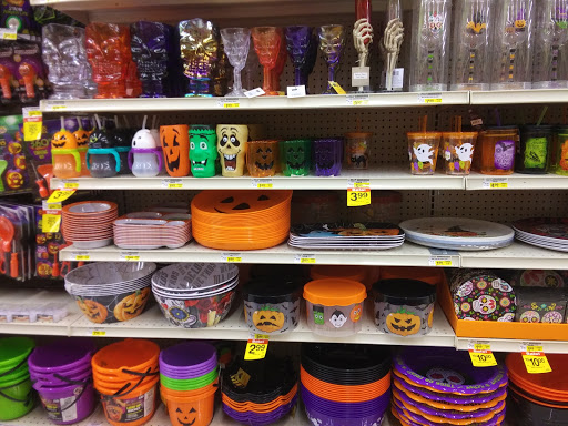 Grocery Store «Jewel-Osco», reviews and photos, 145 S Eastwood Dr, Woodstock, IL 60098, USA