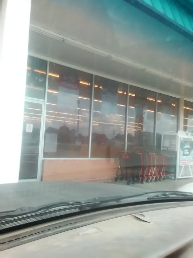 Dollar Store «FAMILY DOLLAR», reviews and photos, 674 N Alexander Ave, Port Allen, LA 70767, USA