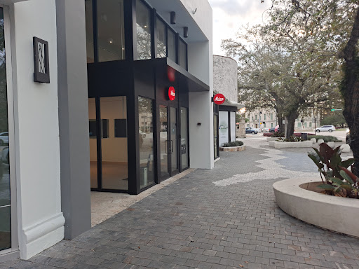 Camera Store «Leica Store Miami», reviews and photos, 372 Miracle Mile, Coral Gables, FL 33134, USA