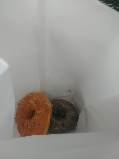 Coffee Shop «19th Donut Hole», reviews and photos, 116 N Lindsay Rd #17, Mesa, AZ 85213, USA