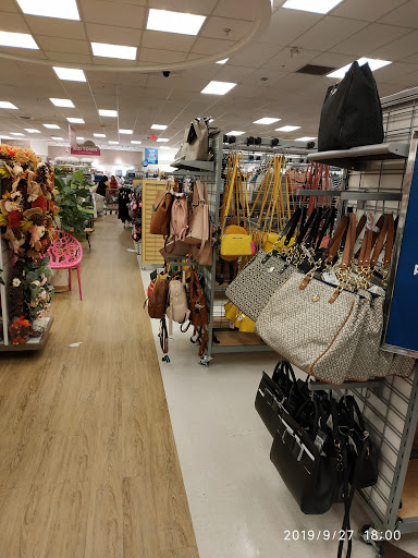 Department Store «Marshalls», reviews and photos, 15945 Ventura Blvd, Encino, CA 91436, USA