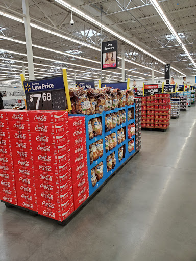 Department Store «Walmart Supercenter», reviews and photos, 6819 Walton Ln, Gloucester Courthouse, VA 23061, USA