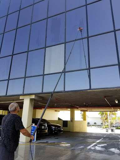 Carpet Cleaning Service «RK Cleaning Services», reviews and photos, 808 SE 13th St #3, Fort Lauderdale, FL 33316, USA