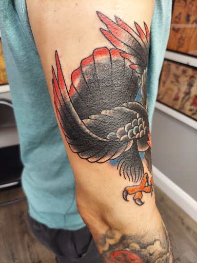 Tattoo Shop «Flying Tiger Tattoo», reviews and photos, 1537 Stanley St, New Britain, CT 06053, USA