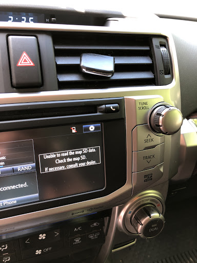 Toyota Dealer «North Hills Toyota», reviews and photos, 7401 McKnight Rd, Pittsburgh, PA 15237, USA