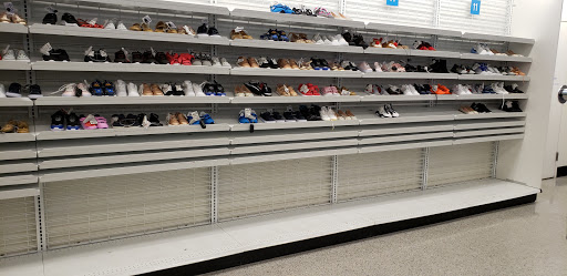 Clothing Store «Ross Dress for Less», reviews and photos, 2350 Lincoln Hwy E, Lancaster, PA 17602, USA