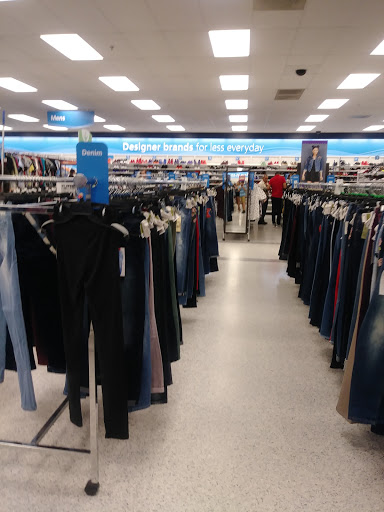 Clothing Store «Ross Dress for Less», reviews and photos, 1003 Harley Strickland Blvd, Orange City, FL 32763, USA