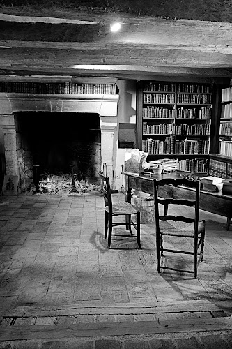 Librairie Ancienne Jean-Marc DECHAUD à Crissay-sur-Manse