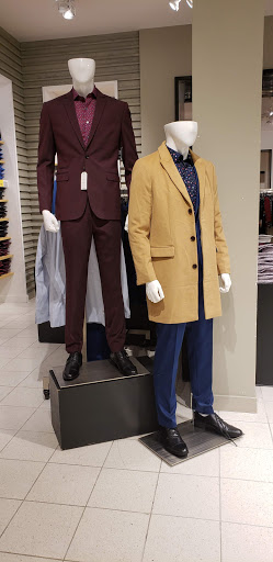 Clothing Store «Express», reviews and photos, 1400 Willowbrook Mall, Wayne, NJ 07470, USA